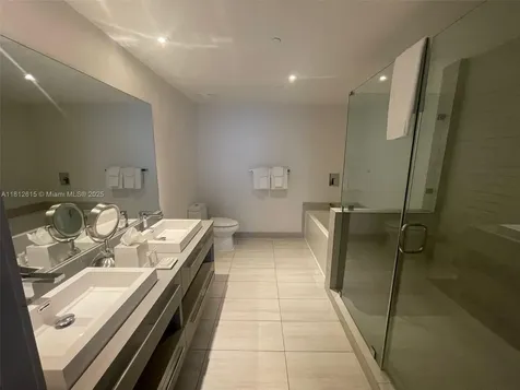 4010 S Ocean Drive Hollywood FL 33019