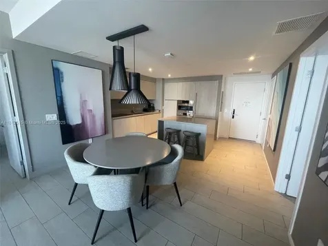 4010 S Ocean Drive Hollywood FL 33019