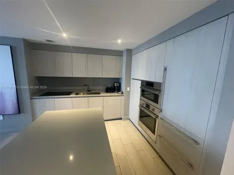 4010 S Ocean Drive Hollywood FL 33019
