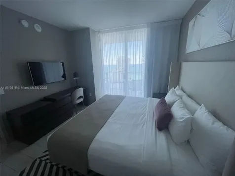 4010 S Ocean Drive Hollywood FL 33019
