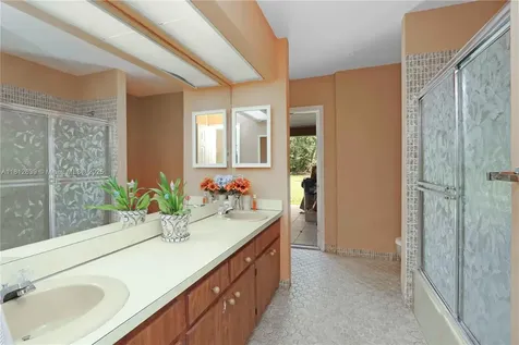 17501 SW 89th Avenue Palmetto Bay FL 33157