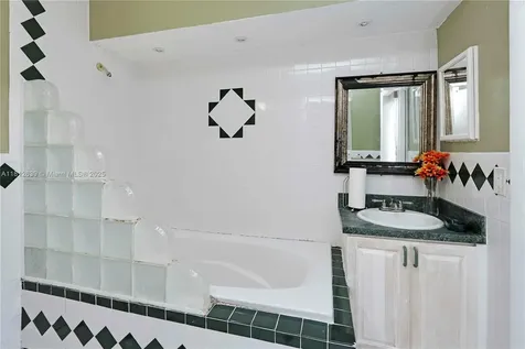 17501 SW 89th Avenue Palmetto Bay FL 33157