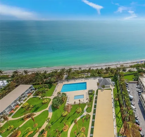 881 Ocean Drive Key Biscayne FL 33149