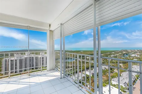 881 Ocean Drive Key Biscayne FL 33149