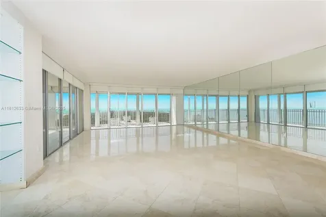 881 Ocean Drive Key Biscayne FL 33149