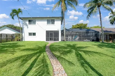 2750 SW 86th Way Davie FL 33328