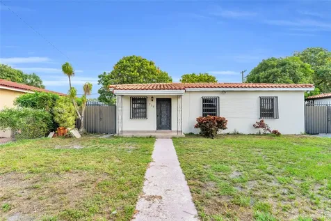 775 E 8th Street Hialeah FL 33010