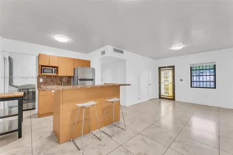 775 E 8th Street Hialeah FL 33010
