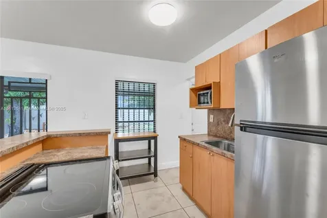 775 E 8th Street Hialeah FL 33010