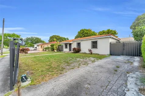 775 E 8th Street Hialeah FL 33010