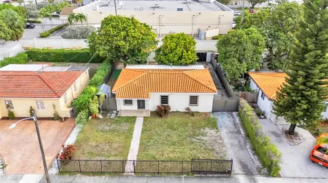 775 E 8th Street Hialeah FL 33010