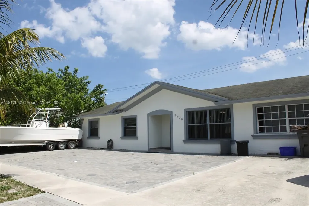 3626 Victoria Drive West Palm Beach FL 33406