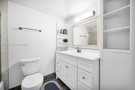 18041 Biscayne Boulevard Aventura FL 33160