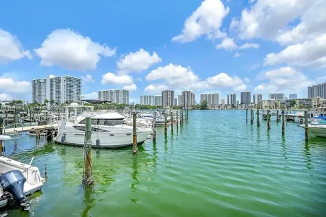 18041 Biscayne Boulevard Aventura FL 33160
