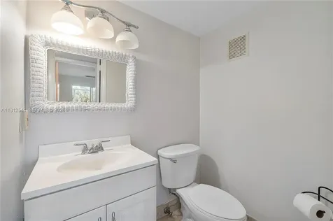 3116 Newport U Deerfield Beach FL 33442
