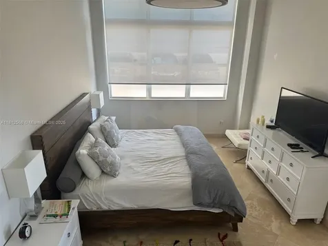 6917 Collins Avenue Miami Beach FL 33141