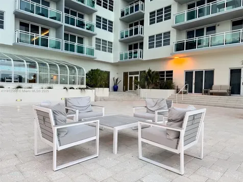 6917 Collins Avenue Miami Beach FL 33141