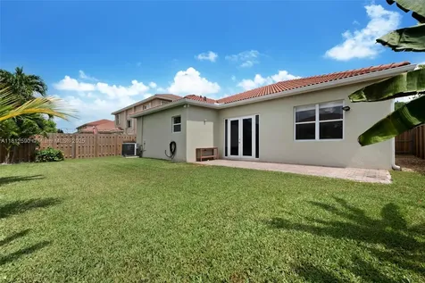 2046 SE 18th Street Homestead FL 33035