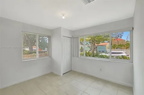 1858 NW 47th Terrace Miami FL 33142
