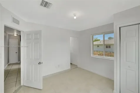 1858 NW 47th Terrace Miami FL 33142