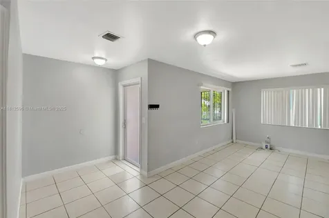 1858 NW 47th Terrace Miami FL 33142
