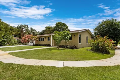 10421 NW 21st Street Pembroke Pines FL 33026