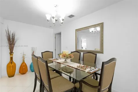 10421 NW 21st Street Pembroke Pines FL 33026