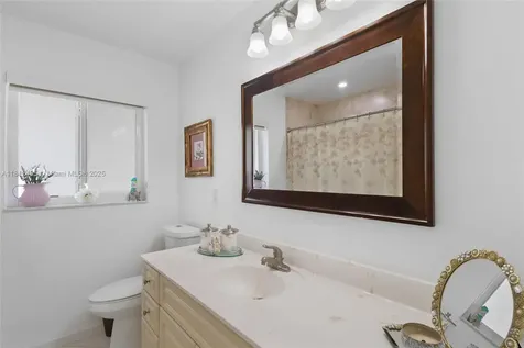 10421 NW 21st Street Pembroke Pines FL 33026