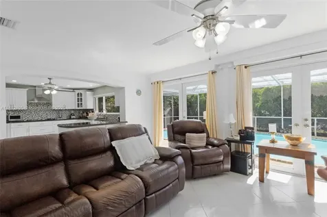 10421 NW 21st Street Pembroke Pines FL 33026