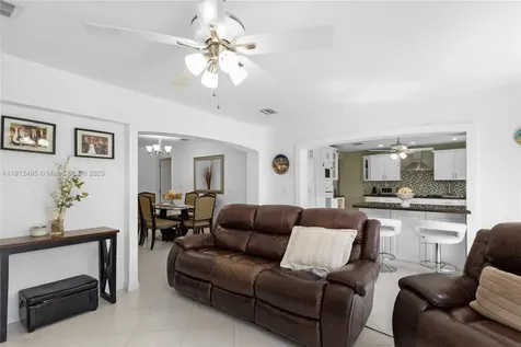 10421 NW 21st Street Pembroke Pines FL 33026