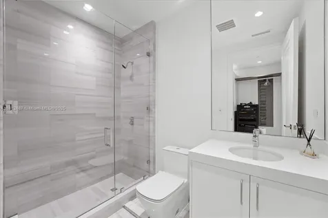 17901 Collins Avenue Sunny Isles Beach FL 33160