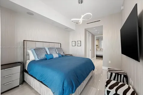 17901 Collins Avenue Sunny Isles Beach FL 33160