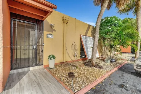 15461 Kippford Court Miami Lakes FL 33014