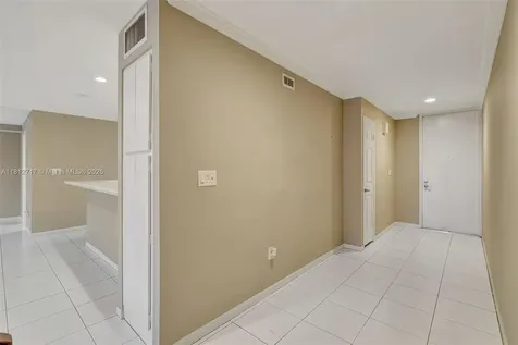 15461 Kippford Court Miami Lakes FL 33014
