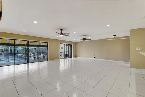 15461 Kippford Court Miami Lakes FL 33014