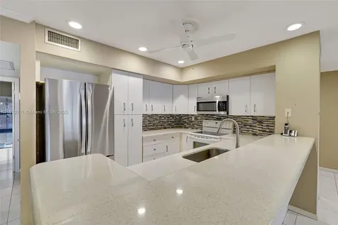15461 Kippford Court Miami Lakes FL 33014