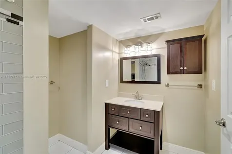 15461 Kippford Court Miami Lakes FL 33014