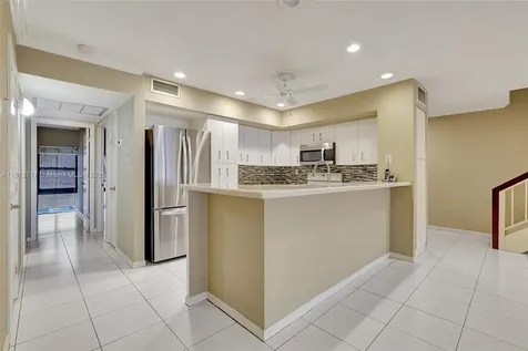 15461 Kippford Court Miami Lakes FL 33014