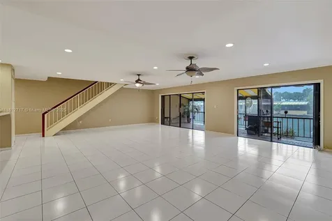 15461 Kippford Court Miami Lakes FL 33014