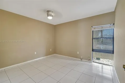 15461 Kippford Court Miami Lakes FL 33014