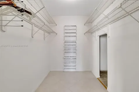 15461 Kippford Court Miami Lakes FL 33014