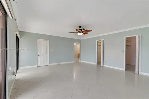 15461 Kippford Court Miami Lakes FL 33014