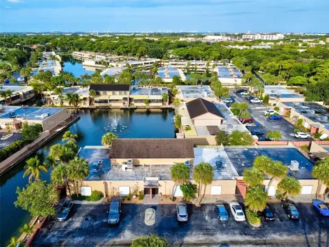 15461 Kippford Court Miami Lakes FL 33014