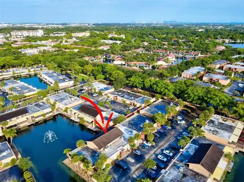 15461 Kippford Court Miami Lakes FL 33014