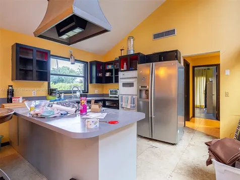 802 SE Kendall Avenue Port St. Lucie FL 34983