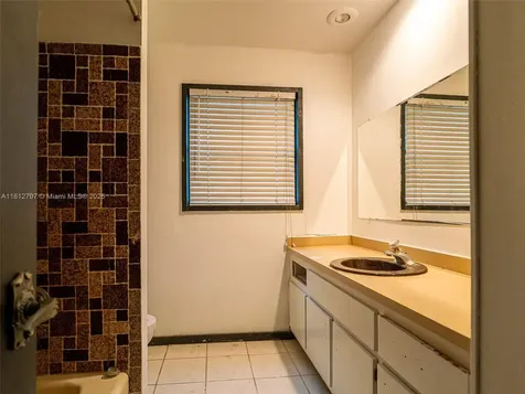 802 SE Kendall Avenue Port St. Lucie FL 34983