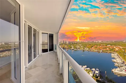 21055 Yacht Club Drive Aventura FL 33180