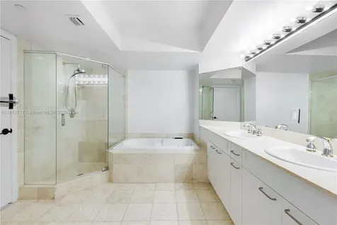 21055 Yacht Club Drive Aventura FL 33180