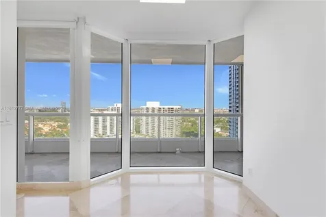21055 Yacht Club Drive Aventura FL 33180