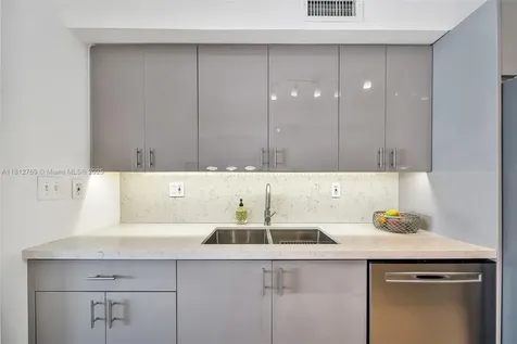 150 Ocean Lane Drive Key Biscayne FL 33149